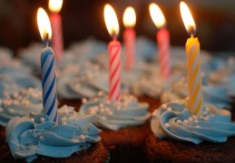 夢見在派對上代表什麼？ 19 個夢境解讀