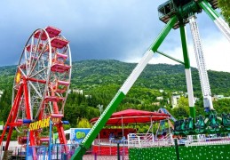 夢見遊樂園是什麼預兆？18 個含義和象徵