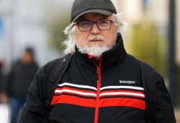 夢見白髮代表什麼？13 個夢境解讀