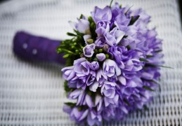 夢見花束代表什麼？14個夢境解讀（夢見鬱金香花束、夢見一束向日葵）