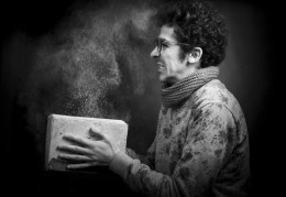 夢見塵土代表什麼？ 15個夢境解讀（夢見藝術的塵封、夢見滿是灰塵的家具）