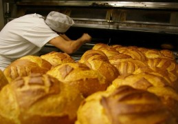 夢見麵包師傅代表什麼？18個夢境解讀（夢見殺死麵包師傅 、夢見死去麵包師）