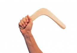 夢見迴力鏢代表什麼？13個夢境解讀（夢見賣回力鏢 、夢見送回力鏢）