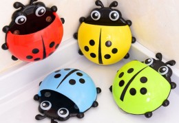 夢見蟲子代表什麼？21個夢境解讀（夢見吃蟲、夢見別人吃蟲子）