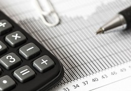 夢見計算代表什麼？20個夢境解讀（夢見關於計算潛在損失、夢見他人計算潛在損失）