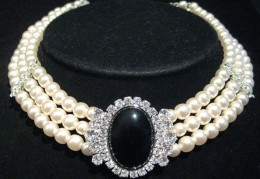 夢見項鍊代表什麼？ 22個夢境解讀（夢見金項鍊、夢見珍珠項鍊）