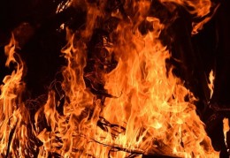 夢見火焰代表什麼？ 30個夢境解讀（夢見滅火、夢見燃燒）