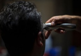 夢見推擠是什麼預兆？10 個含義和象徵