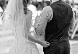 夢見婚禮遲到代表什麼？