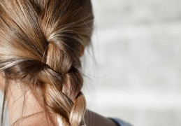 夢見編辮子代表什麼？12個夢境解讀（夢見長辮、夢見短辮）