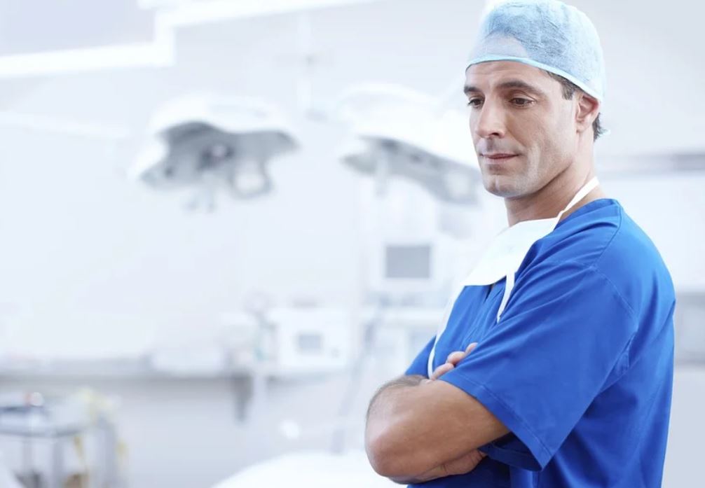 夢見醫生代表什麼？ 24個夢境解讀（夢見醫生開藥、夢見成為醫生）