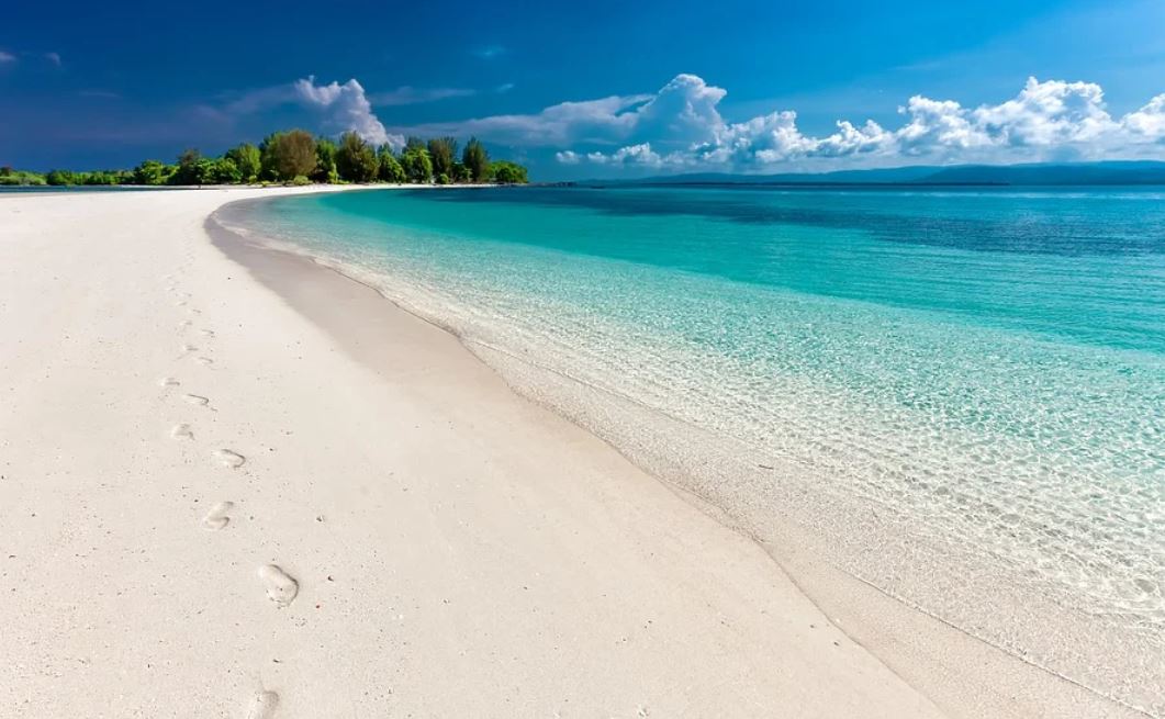 夢見海灘代表什麼？ 26個夢境解讀（夢見岩石海灘、夢見森林海灘）-頭條解讀