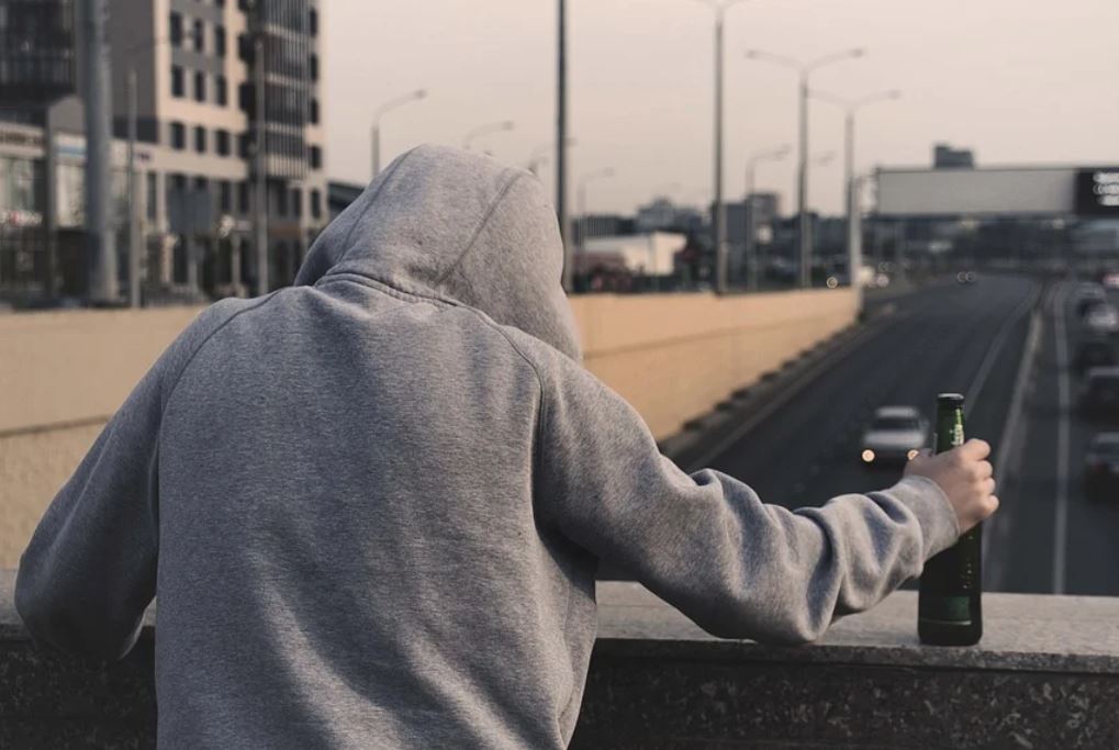 夢見自殺代表什麼？ 22個夢境解讀（夢見名人自殺、 夢見自尋自殺）-頭條解讀