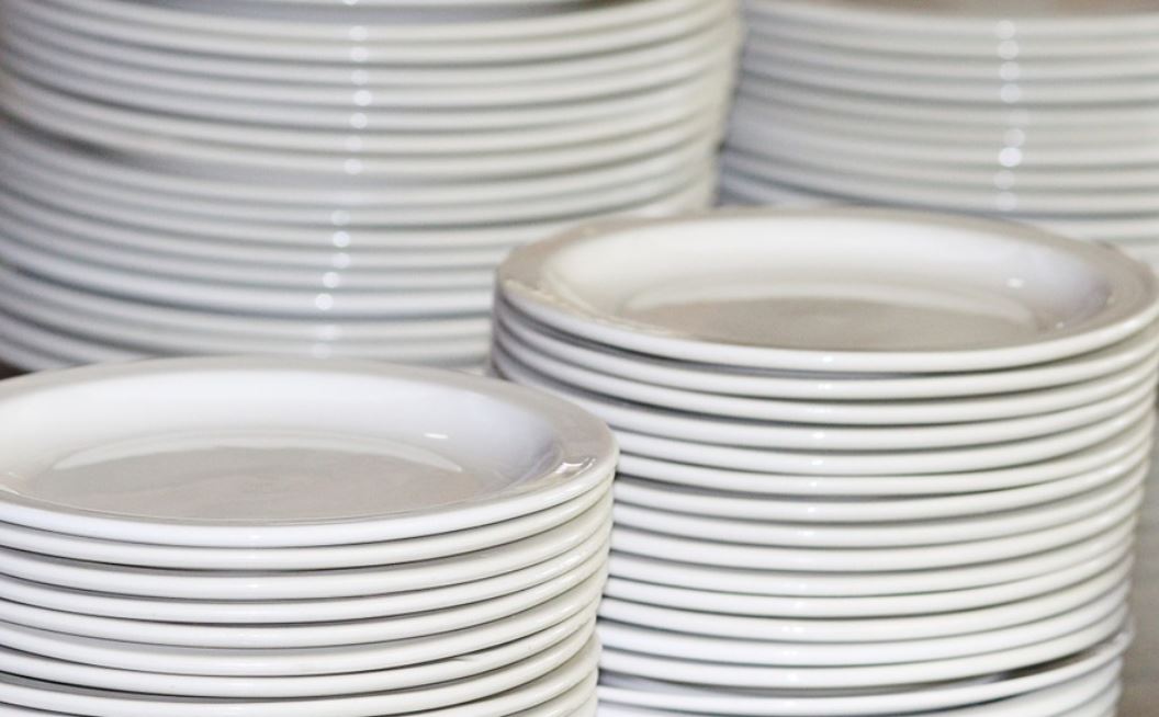 夢見碗盤代表什麼？ 22個夢境解讀（夢見塑膠盤 、夢見玻璃板）-頭條解讀