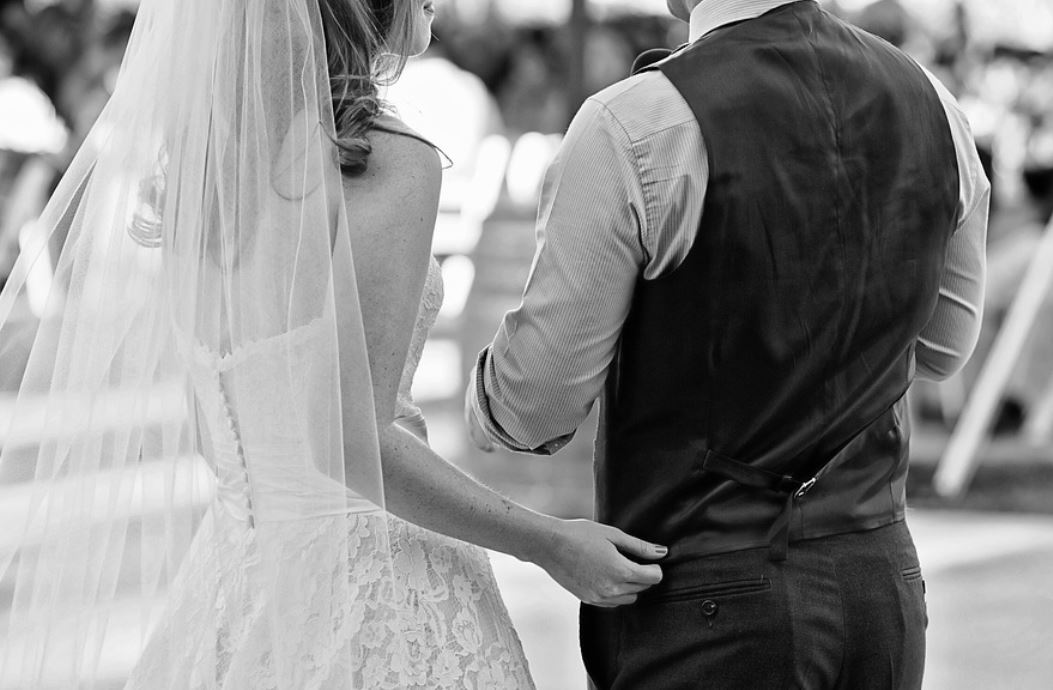 夢見婚禮遲到代表什麼？-頭條解讀