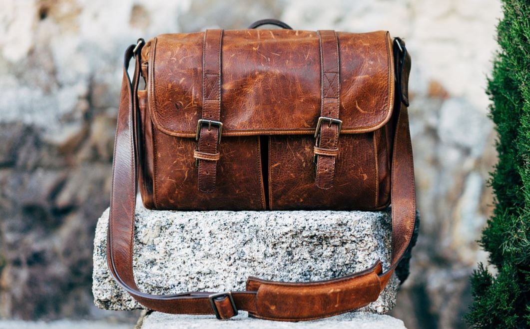 夢見一袋東西代表什麼？28個夢境解讀（夢見買包包、夢見賣包包）-頭條解讀