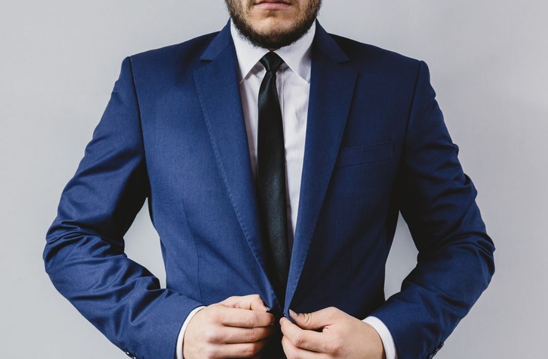 夢見領帶代表什麼？22個夢境解讀（夢見買領帶、 夢見賣領帶）-頭條解讀