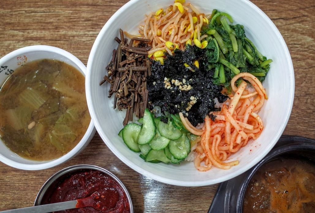 夢見吃早餐代表什麼？10個夢境解讀（夢見與人共進早餐、夢見與伴侶共進早餐）-頭條解讀