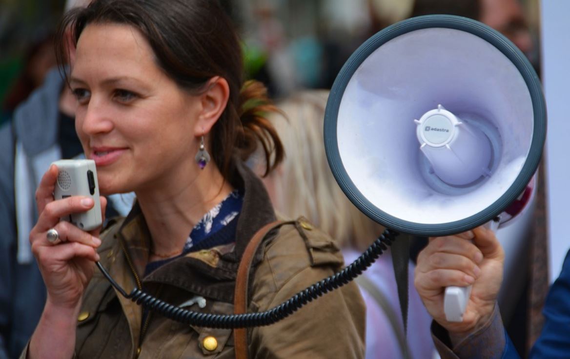 夢見有人叫你的名字代表什麼？ 24 個夢境解讀-頭條解讀