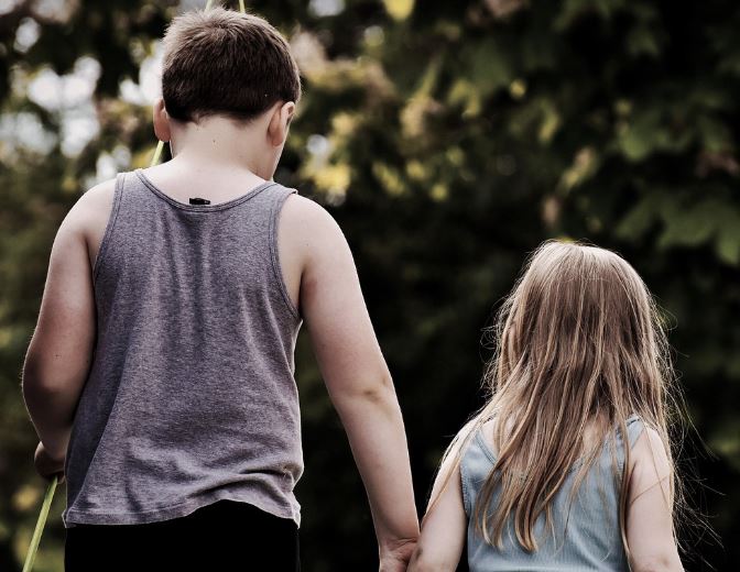 夢見妹妹是什麼預兆？8 個含義和象徵-頭條解讀