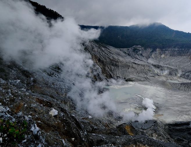 夢見煙霧 是什麼預兆？9 個含義和象徵-頭條解讀