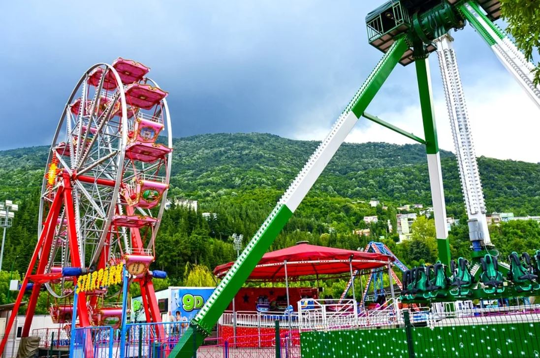 夢見遊樂園是什麼預兆？18 個含義和象徵-頭條解讀